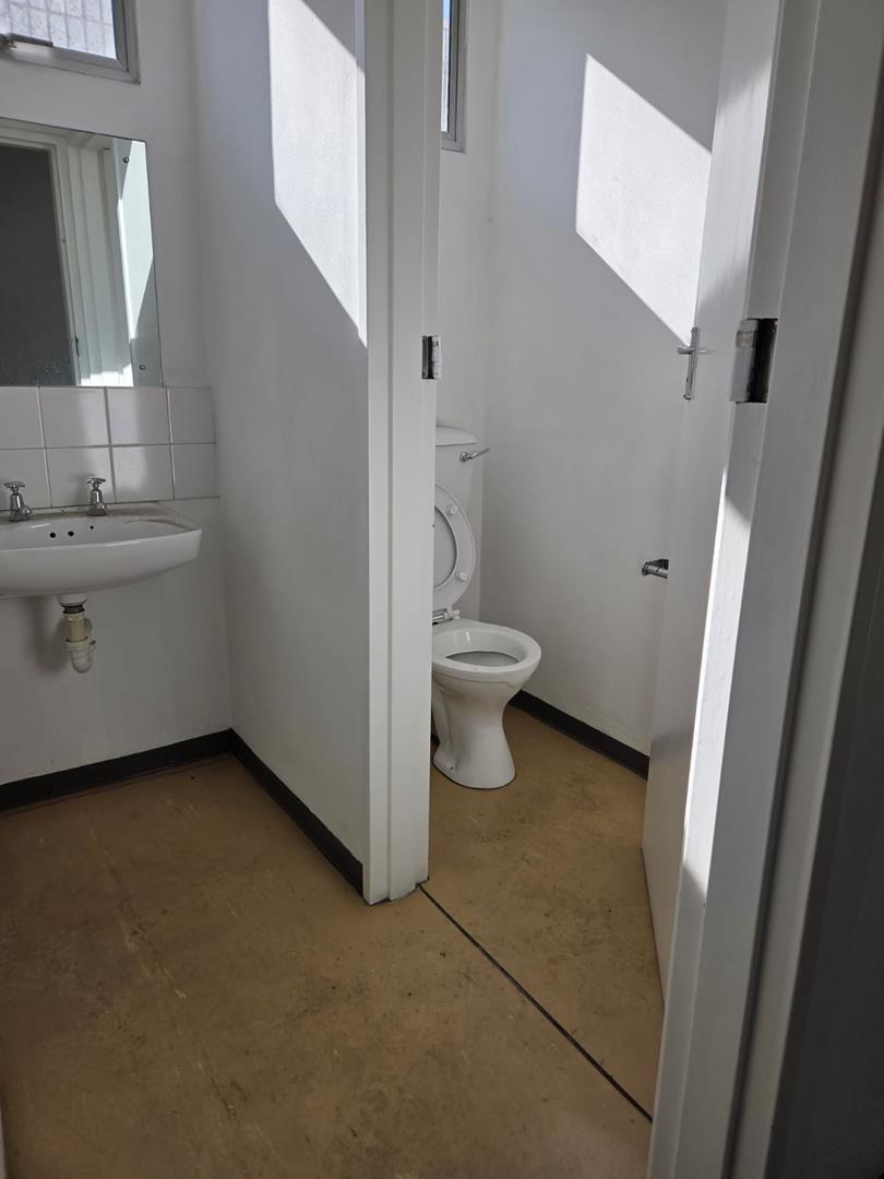 To Let commercial Property for Rent in Bellville Central Western Cape